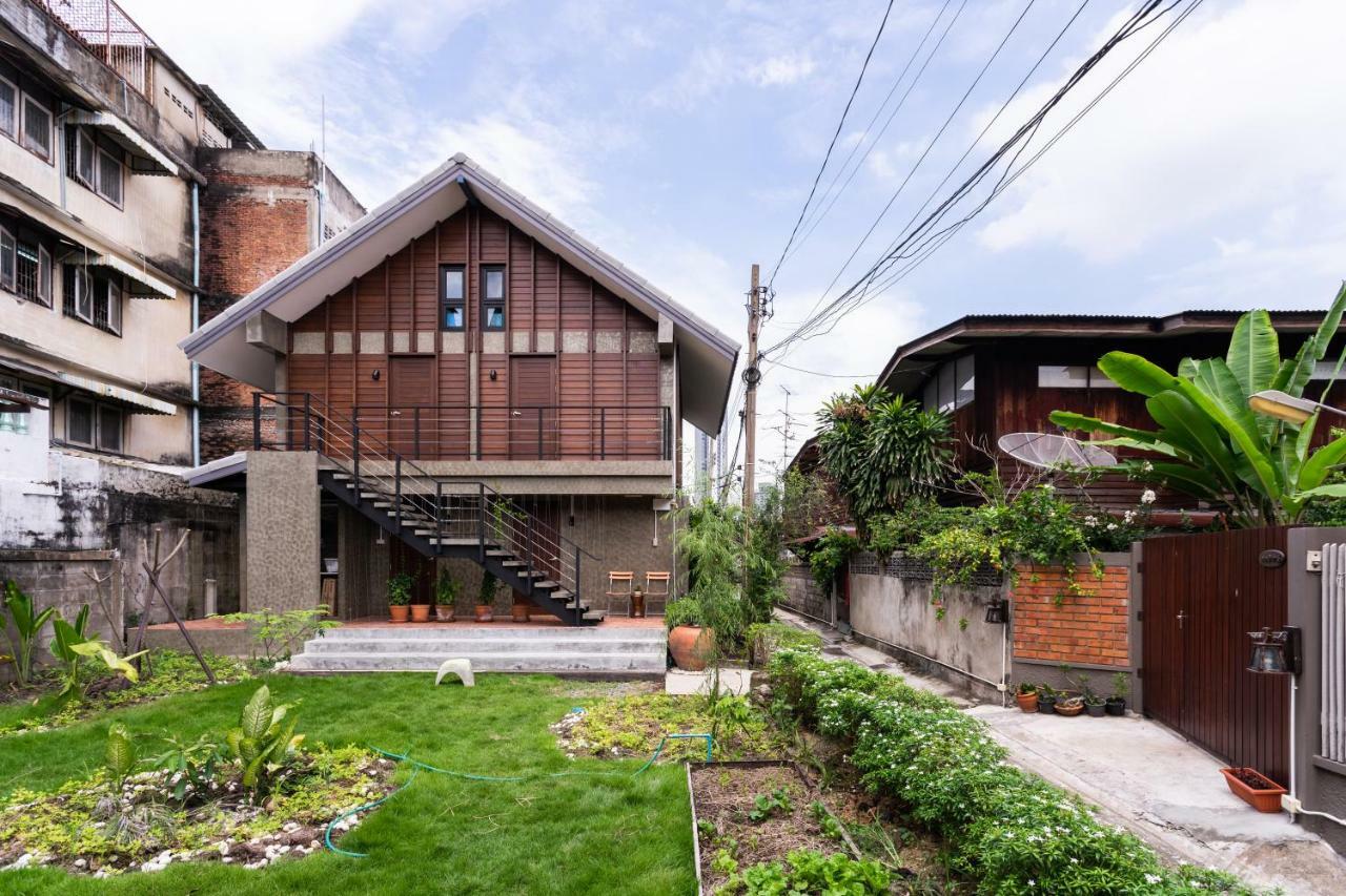 Baan Boon Bed & Breakfast Bangkok Bagian luar foto